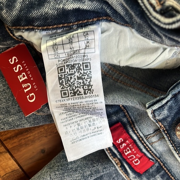 Guess extreme light wash cropped high rise stretch denim with rhinestones Sz 32 - Picture 5 of 6